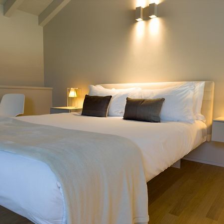 Palazzo Cordigero - Apartments Peschiera del Garda Kültér fotó