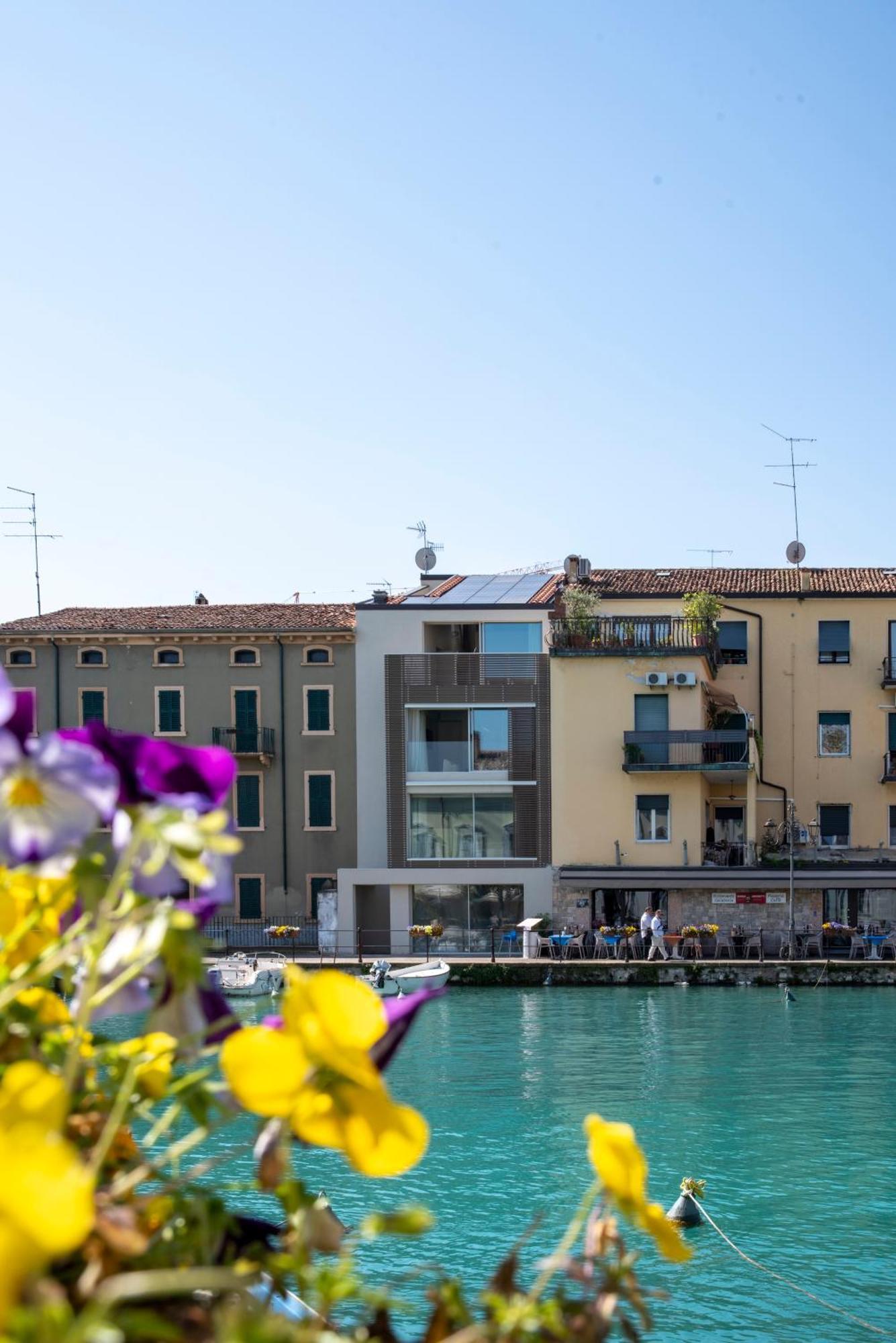 Palazzo Cordigero - Apartments Peschiera del Garda Kültér fotó