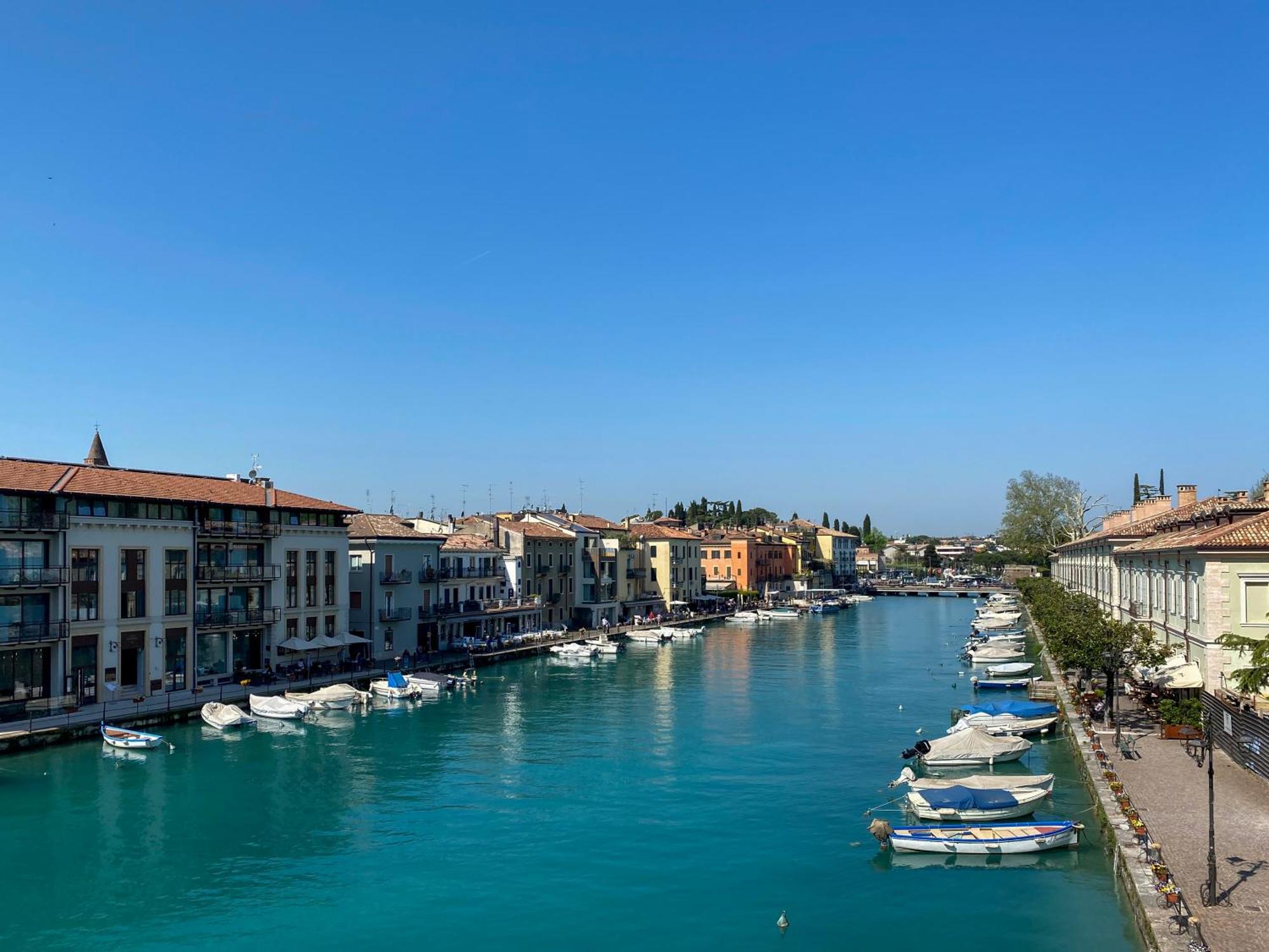 Palazzo Cordigero - Apartments Peschiera del Garda Kültér fotó