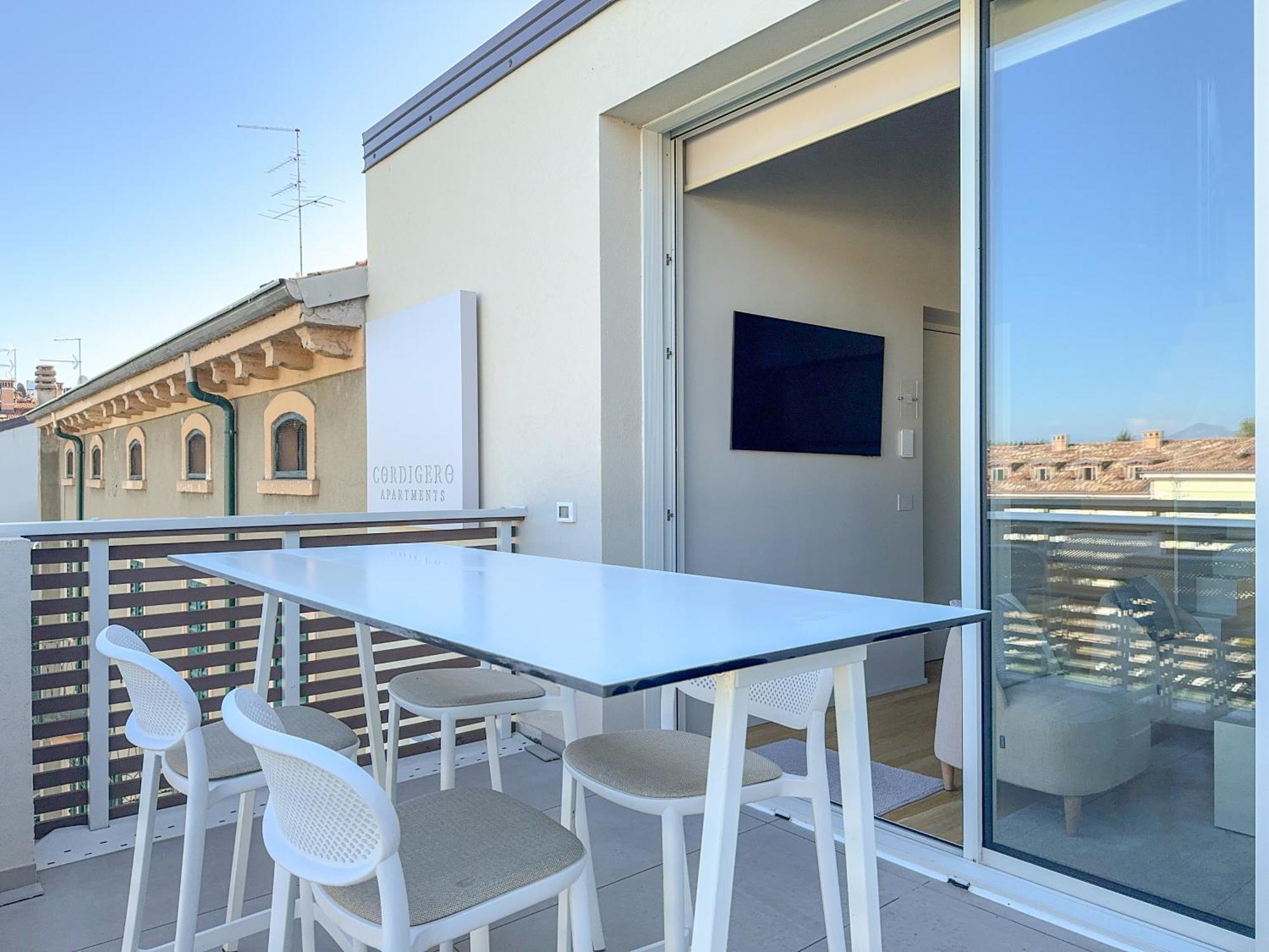 Palazzo Cordigero - Apartments Peschiera del Garda Kültér fotó