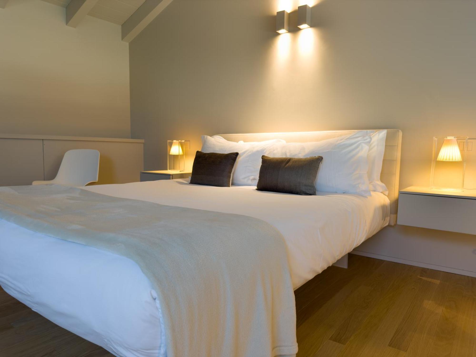 Palazzo Cordigero - Apartments Peschiera del Garda Kültér fotó