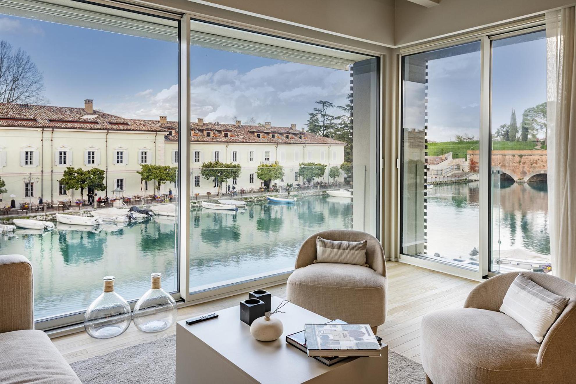 Palazzo Cordigero - Apartments Peschiera del Garda Kültér fotó